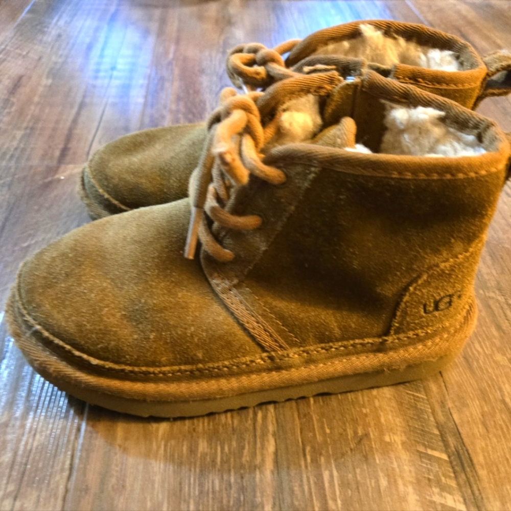 UGG kids toddler boys size 12
